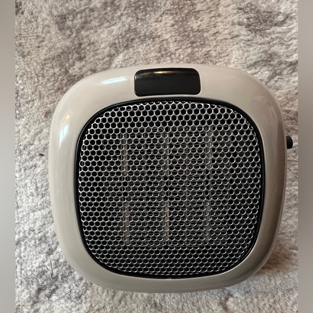 🔥Hunter Plug-in Heater with Adjustable Thermostat🔥